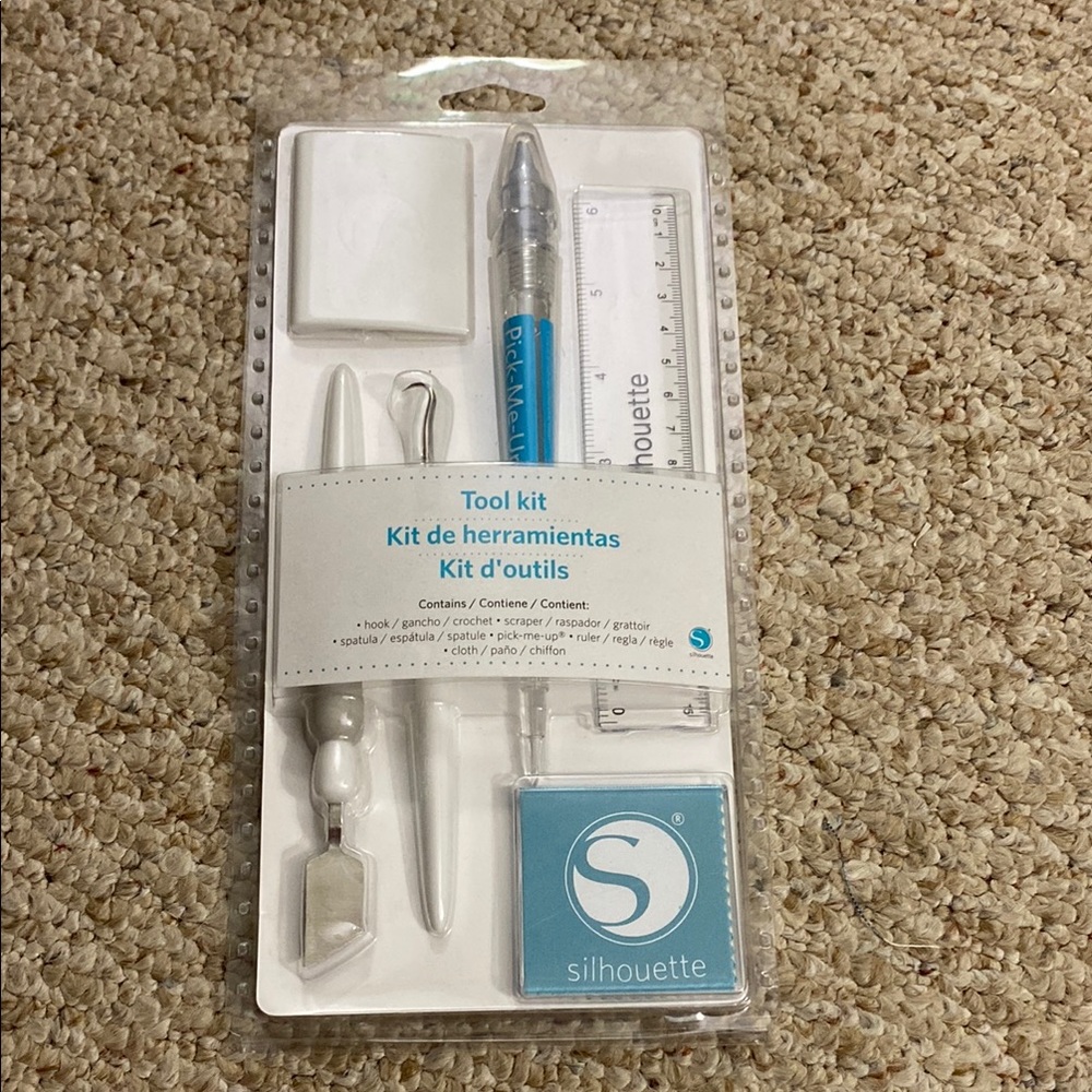 Silhouette Crafting Tool Kit with Blue and White